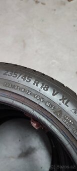 235/45/18 Continental WinterContact, DOT 2122, 8.8mm-8.6mm - 4