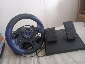 Herní volant s pedály - 4