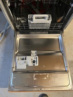 myčka WHIRLPOOL ADG 8798 - 4