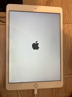Hezký Apple ipad 7 ger, 10.2" 32 GB,Foto 8 Mpx,WIFI,Touch I - 4