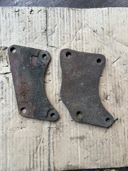 DKW 350 NZ - držáky motoru 4x - 4