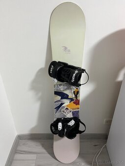 Prodám dámský snowboard FORUM STAR 146cm - 4