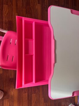 Rostoucí stůl + židle - 4