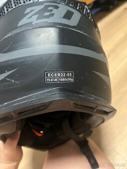 Helma na motocross - 4