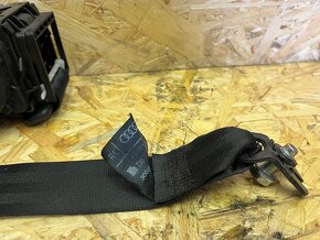 ZADNÍ PÁSY AUDI A6 C7 4G8857805B - 4