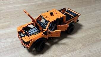 Ford Raptor F-150 42126 - 4