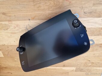 Fiat 500 facelift - rádio Uconnect 7 palců - 4