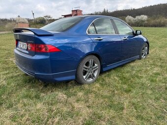 Honda Accord - 4