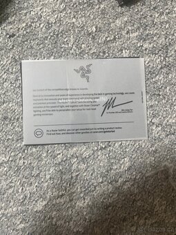 Razer Huntsman Mini Fialové switche - 4