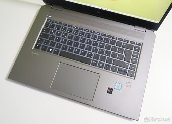 HP ZBOOK G5 /i7-9850/32GB/SSD1024GB/P1000/3840x2160/WIN11 - 4