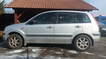 Ford fusion - 4