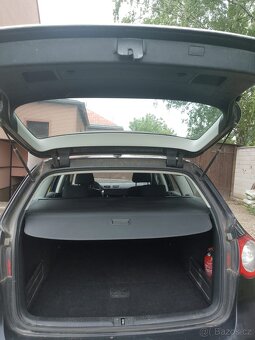 Prodám Wolkswagen Passat 2TDI 103kw,B6 combi - 4