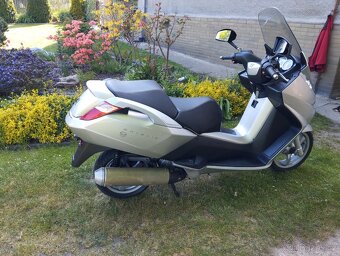 Peugeot satelis 125 r.v. 2007, najeto 4800 km. - 4