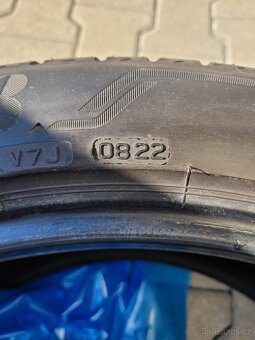 Bridgestone 285/40 r21 - 4