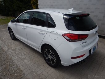 HUNDAI i30 1.0 T-GDi, 1. MAJITEL, SERVISKA - 4