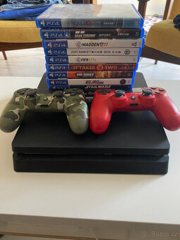 PS 4 500 GB + příslušenství + sbírka her - 4