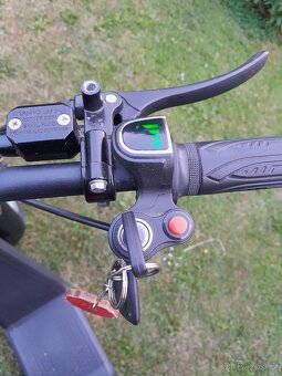 Elektrokoloběžka Nitro Scooters Futura 2000 - 4