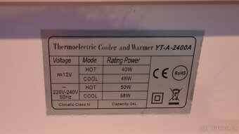 Termoelektrický chladicí a ohřívací box YT-A-2400A, objem 24 - 4