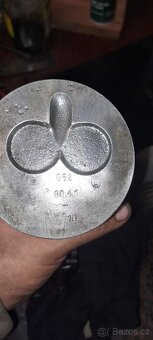 Prodám 4x píst motoru rs09 - 4