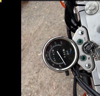 Suzuki Marauder 250 - 4