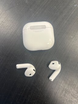 Apple airpods 4 - 4