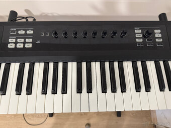 Native Instruments Komplete Kontrol S61 MK1 midi kontroler - 4