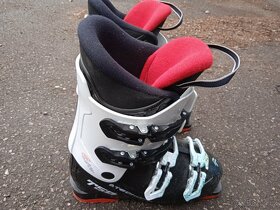 Lyzarske vybaveni detske a dospele - 4