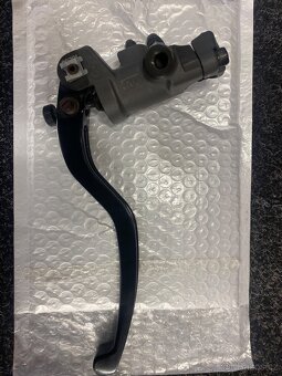 Kovaná pumpa Brembo - 4