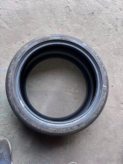 255/35 zr19 - 4