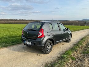 Dacia Sandero 1.4 i 114tis km ,klima elektrická okna central - 4