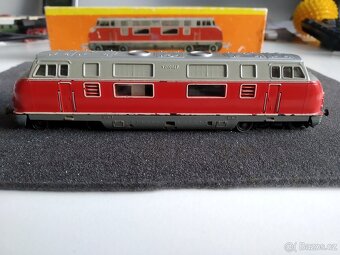 Vláčky TT Lokomotiva V200 + krabička - 4