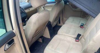Vw touran - 4