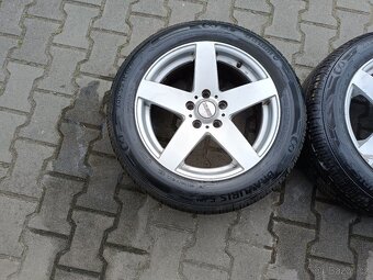 Letní obutí Ford 16" ALU + 205/55 R16 zánovní pneu - 4