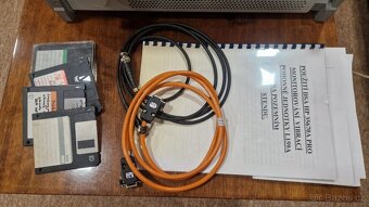Dynamický signální analyzátor Agilent 35670A - 4