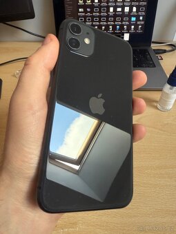 iPhone 11 128GB Black - 4
