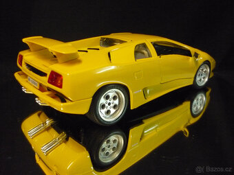 Lamborghini Diablo žluté Bburago 1/18 - 4
