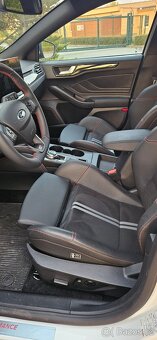 Ford Focus MK 4.5 - 4