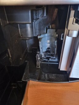 Kávovar DeLonghi ESAM 6700 - 4