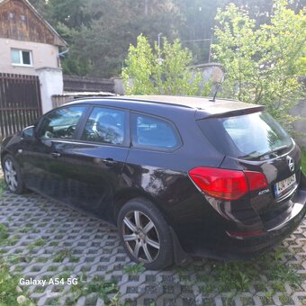 Opel Astra Kombi - 4