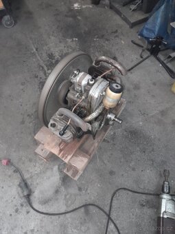 Stabilní motor Walter - 4
