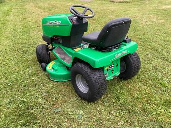 Zahradní traktor John Deere - Euro Pro - 4