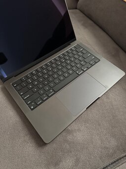 MacBook Pro M4 Pro 14” 24/512GB - 4