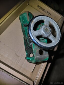 Závěs štelovací pro PF 61 - 4