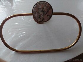 NOVÁ ZLATÁ SOUPRAVA-DRŽÁK NA TOAL.PAPÍR a DRŽÁK NA RUČNÍK - 4