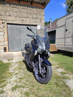 Skútr Yamaha Xmax 125 - 4