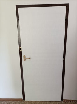 Interiérové dveře a ocelové zárubně - 4