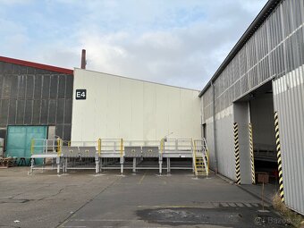 Statická rampa na vykládání kamionu/kontejnerů - 4