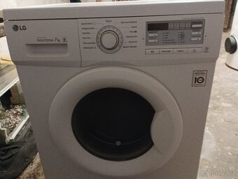 Prodám - Plně Funkční Pračku LG Direct Drive 7 KG - 4