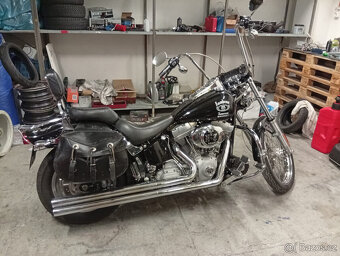 HARLEY - DAVIDSON černý FXST SOFTAIL STANDARD FXST - 4