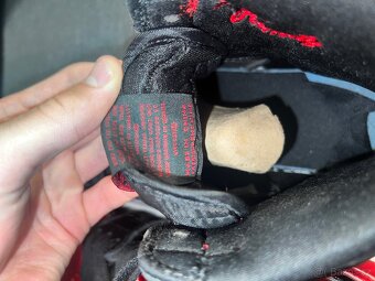 Jordan 1 Retro High Patent Bred - 4